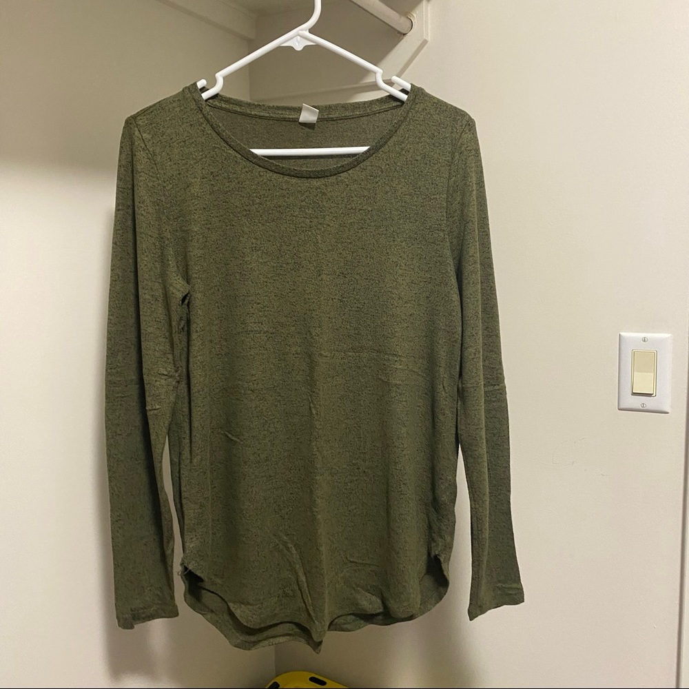 Long Sleeve Top (Old Navy)